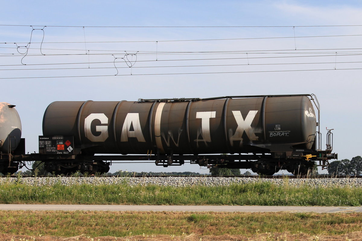 7837 352 (Zans) von  GATX  am 1. Juli 2019 bei bersee.