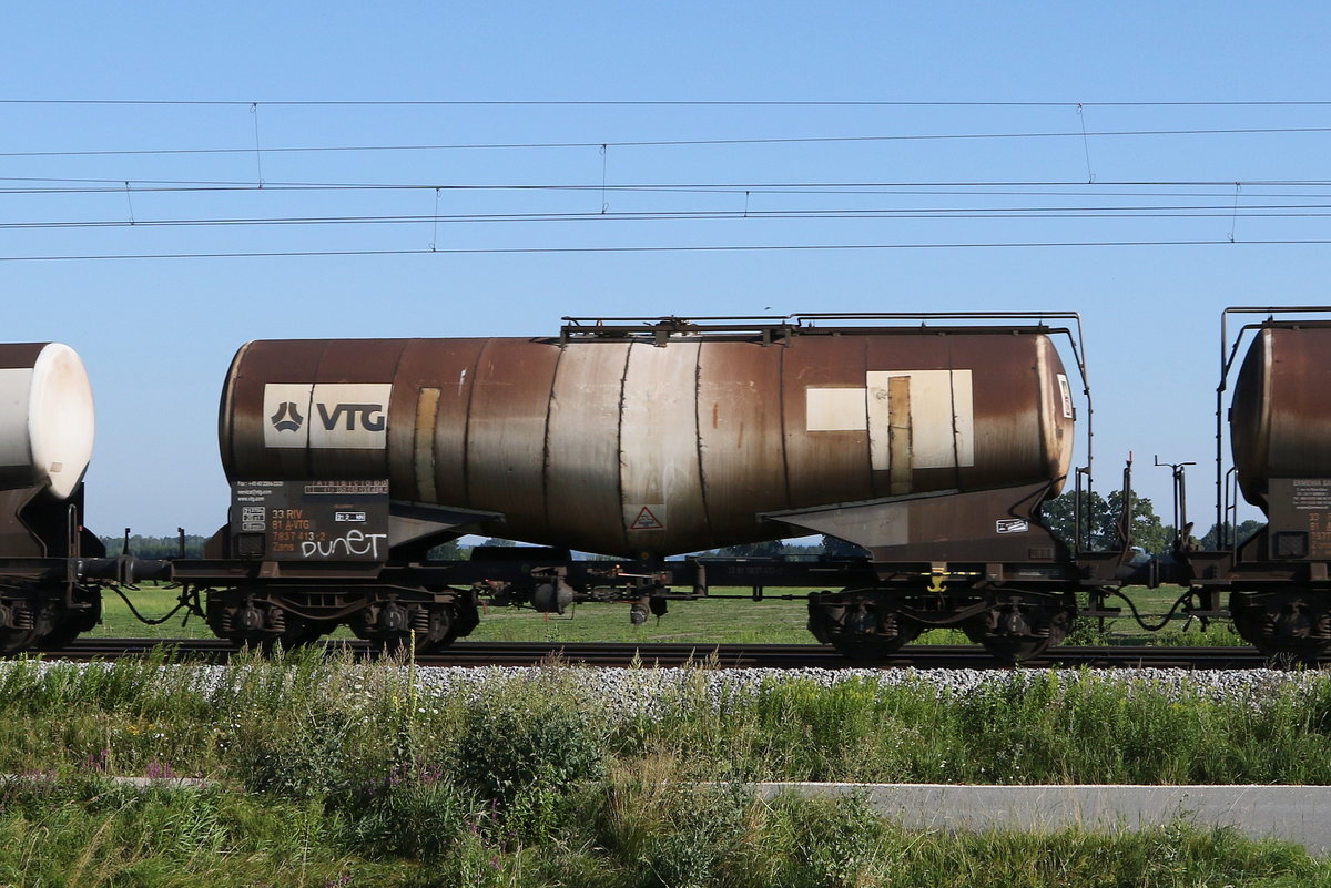 7837 413 (Zans) von  VTG  am 30. Juli 2020 bei bersee am Chiemsee.