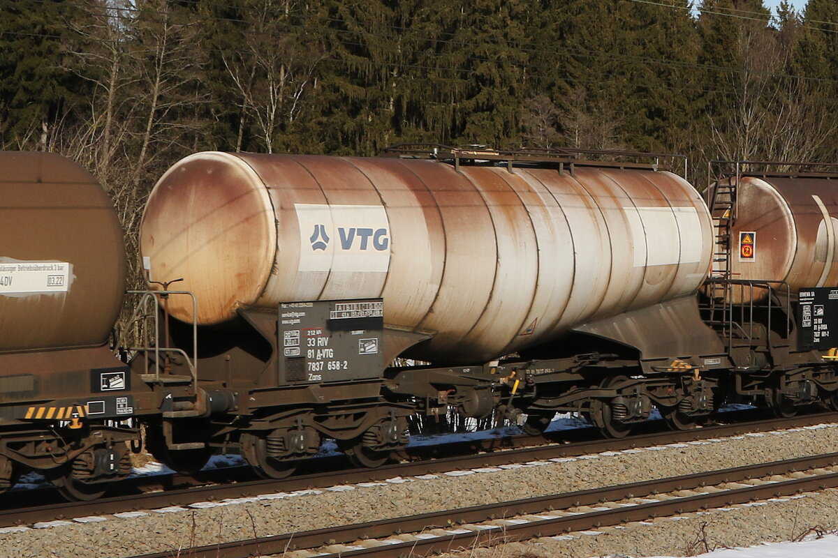 7837 658 (Zacns) von  VTG  am 27. Januar 2022 bei Grabenstttt.