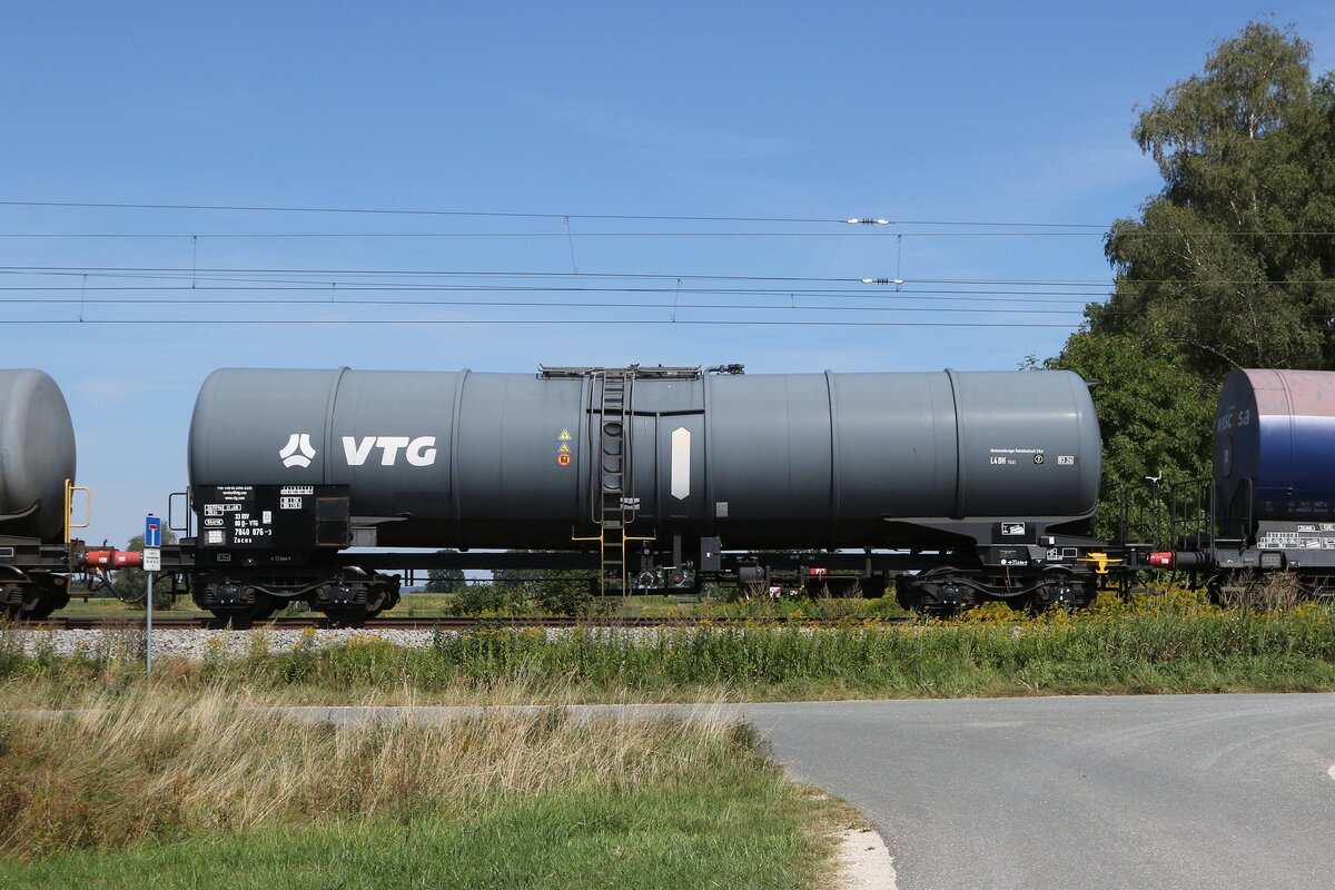 7840 076 (Zacns) von  VTG  am 17. August 2022 bei bersee.