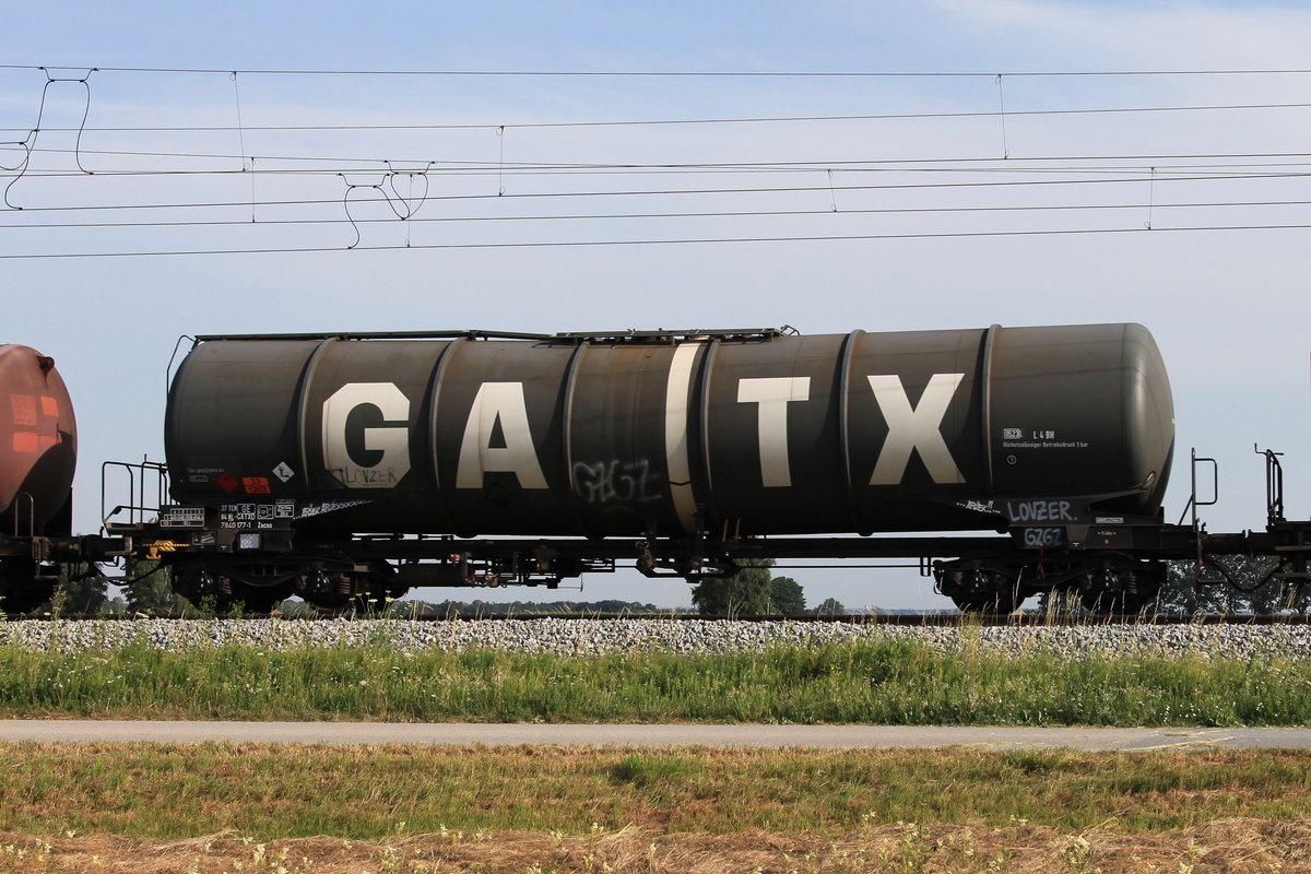 7840 177 (Zacns) von  GATX  am 1. Juli 2019 bei bersee.