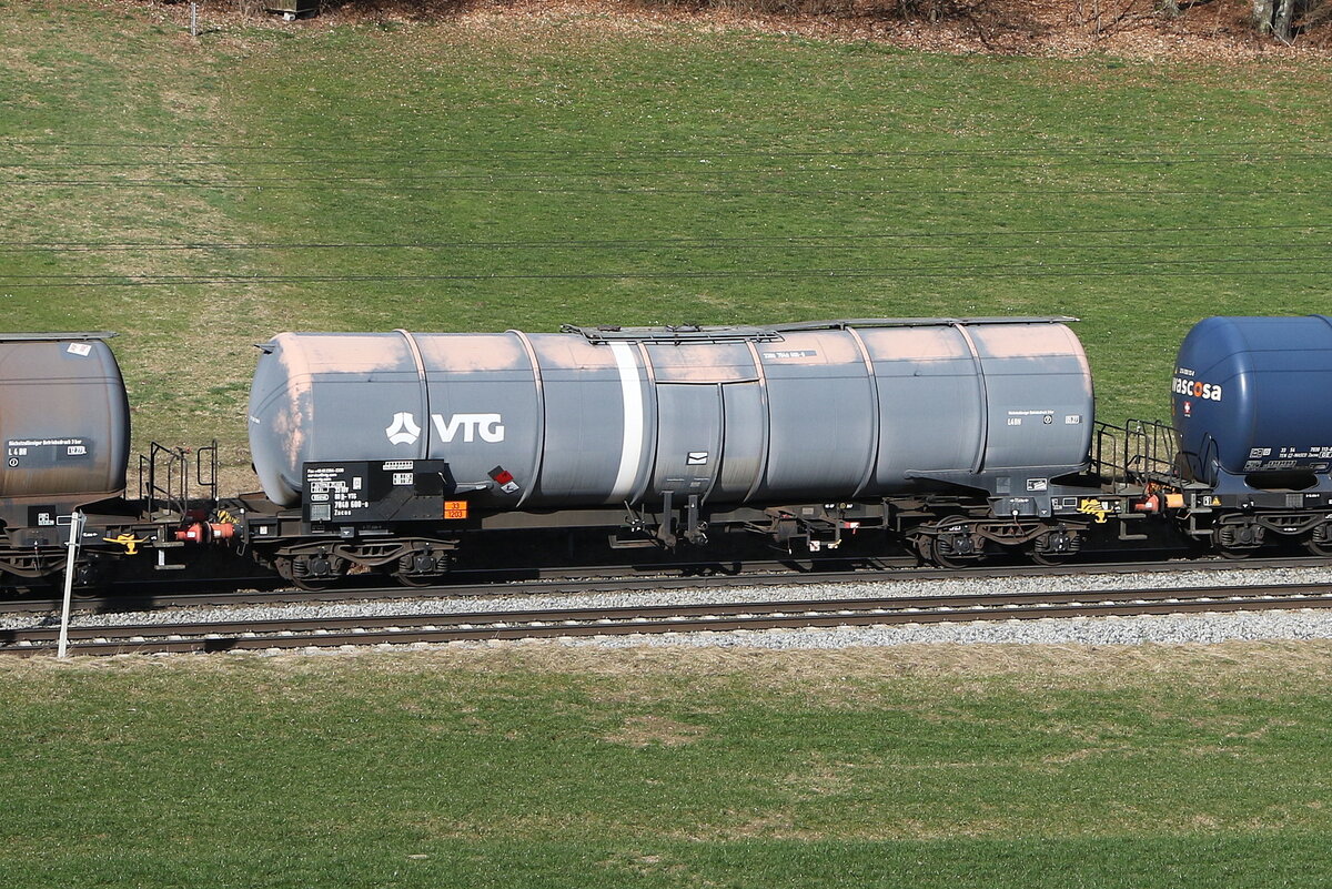 7840 600 (Zacns) von  VTG  am 18. Februar 2024 bei Axdorf.