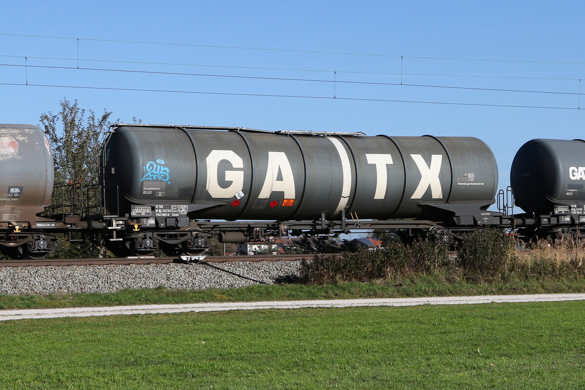 7841 861  (Zacns) von  GATX  am 31. Oktober 2022 bei bersee. 