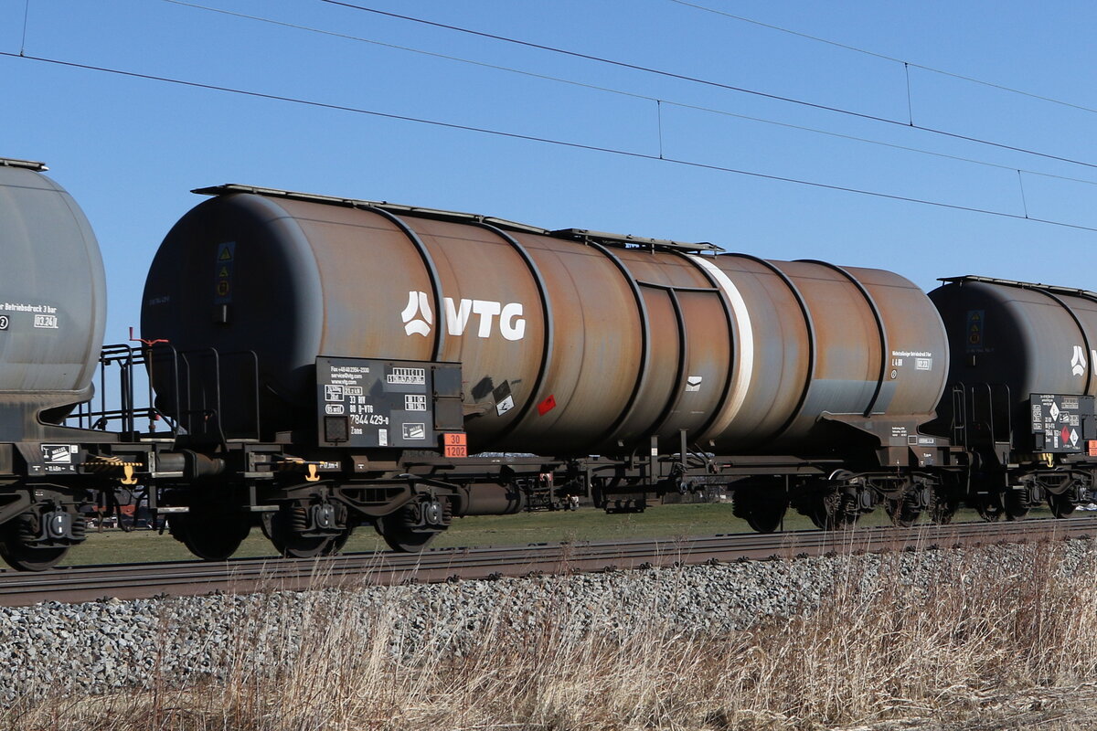 7844 429 (Zans) von  VTG  am 28. Februar 2022 bei bersee.