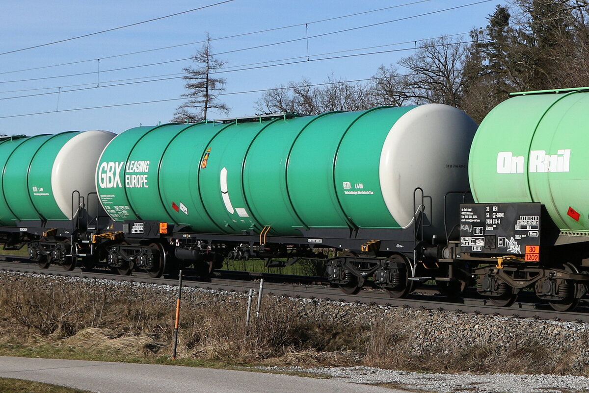 7846 489 (Zacns) von  Greenbrier  am 30. Dezember 2023 bei Hufschlag.