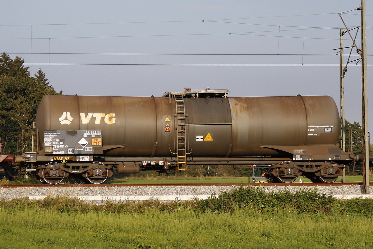 7846 891 (Zacns) von  VTG  am 18. September 2018 bei Bernau.