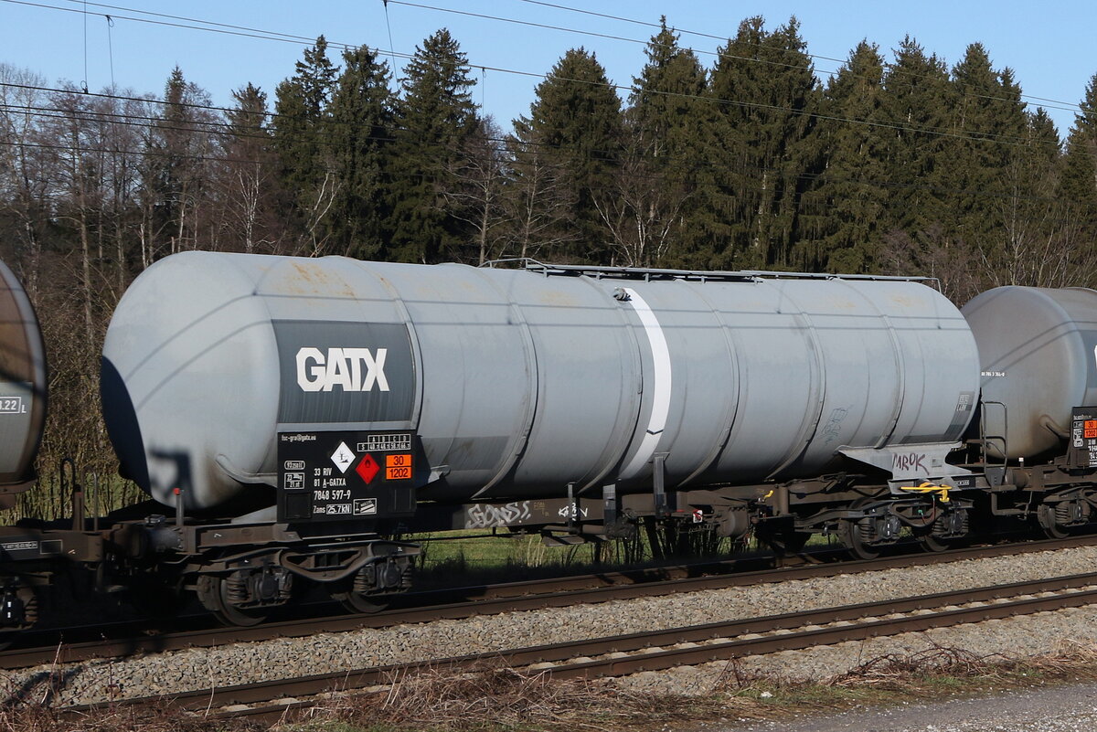7848 597 (Zans) von  GATX  am 19. Januar 2022 bei Grabensttt.