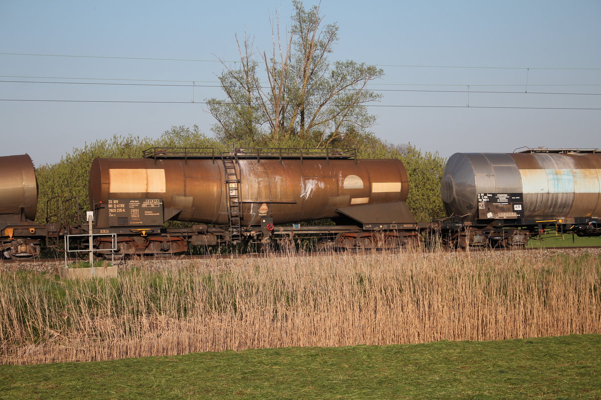 7849 235-6 (Zas) am 20. April 2016 bei Weisham.