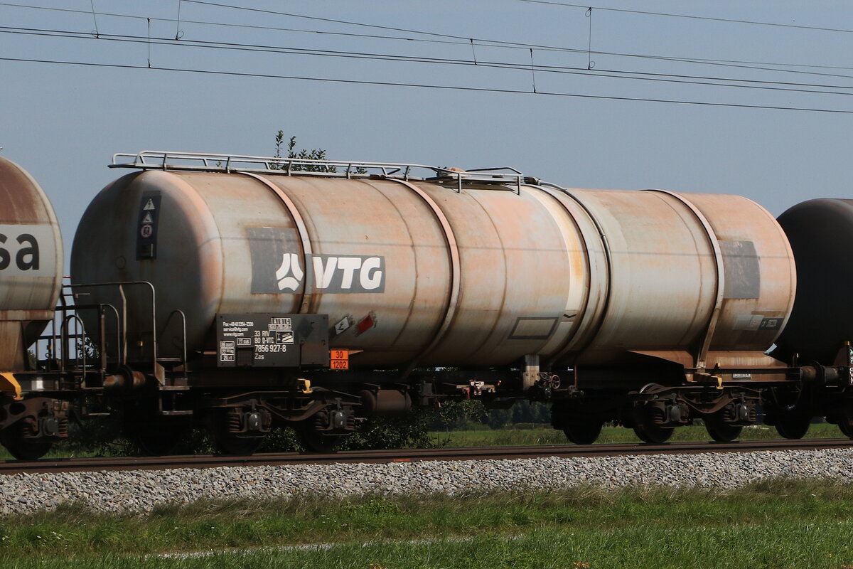 7856 927 (Zas) von  VTG  am 21. August 2021 bei bersee am Chiemsee.