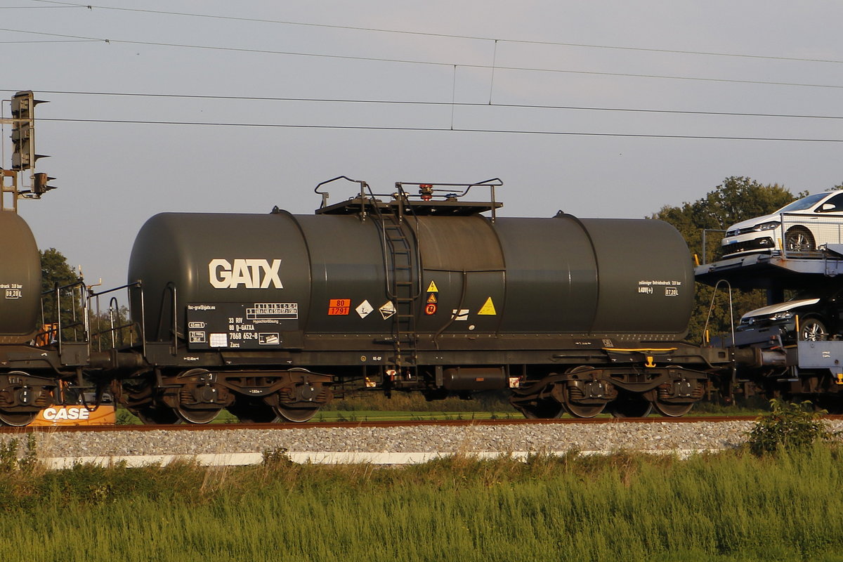 7868 652 (Zacs) von  GATX  am 18. September 2018 bei Weisham.