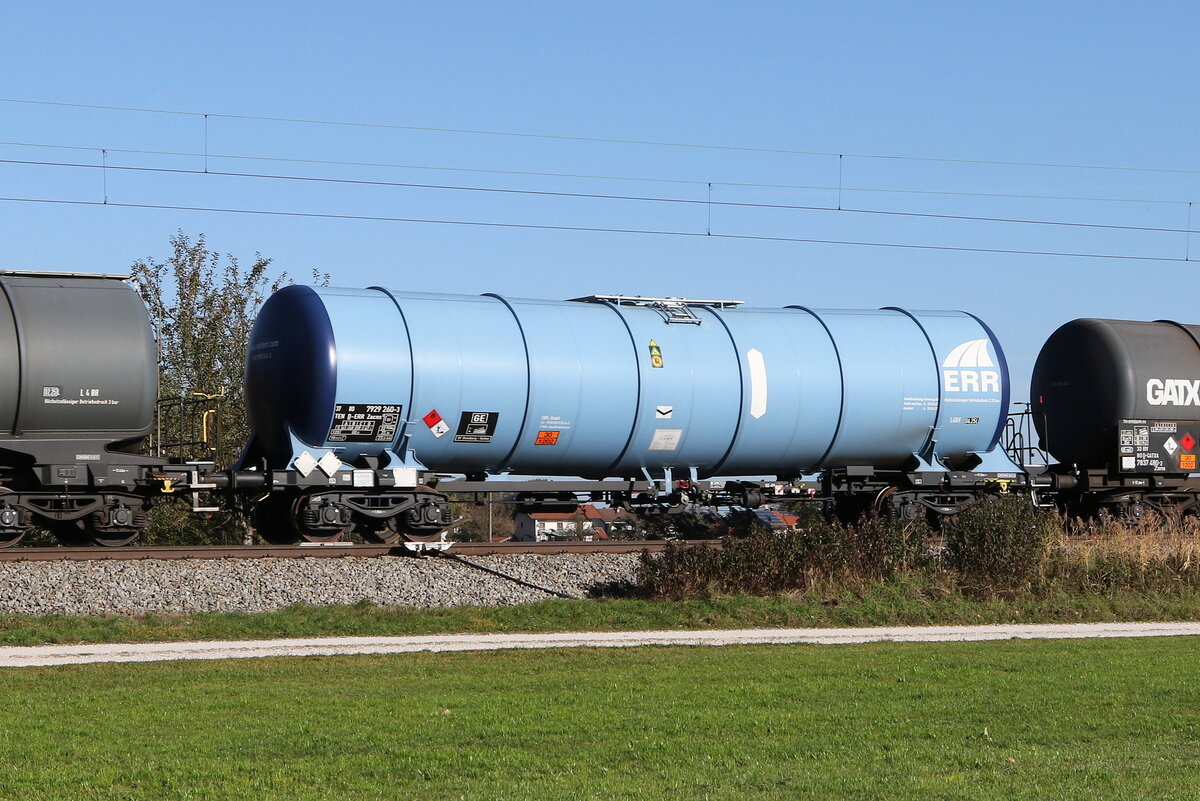 7929 260 (Zacns) von  ERR  am 31. Oktober 2022 bei bersee am Chiemsee.