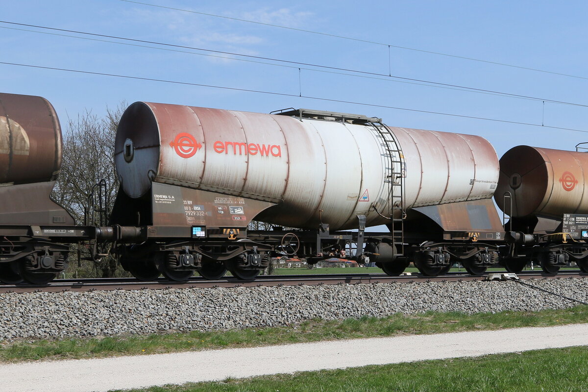 7929 332 (Zacns) von  ERMEWA  am 14. April 2022 bei bersee am Chiemsee.