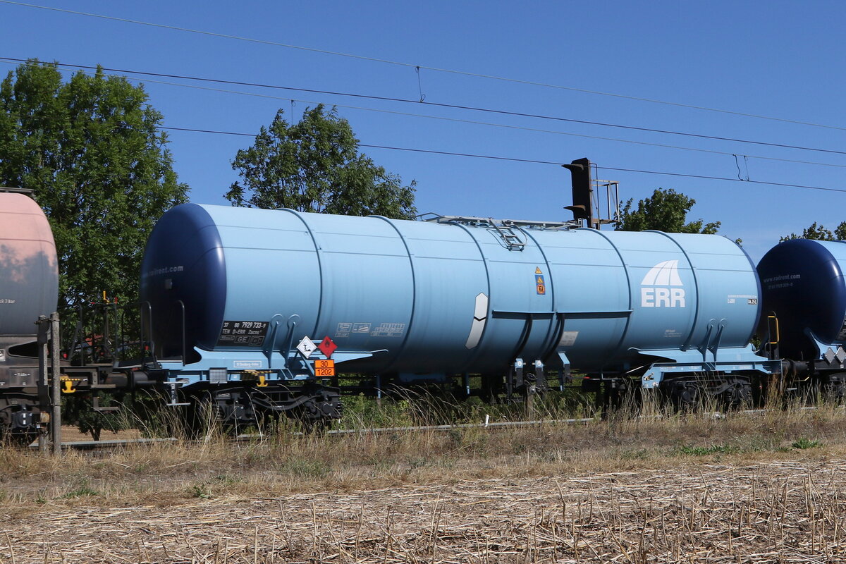 7929 733 (Zacns) von  ERR  am 6. August 2022 bei Thngersheim.