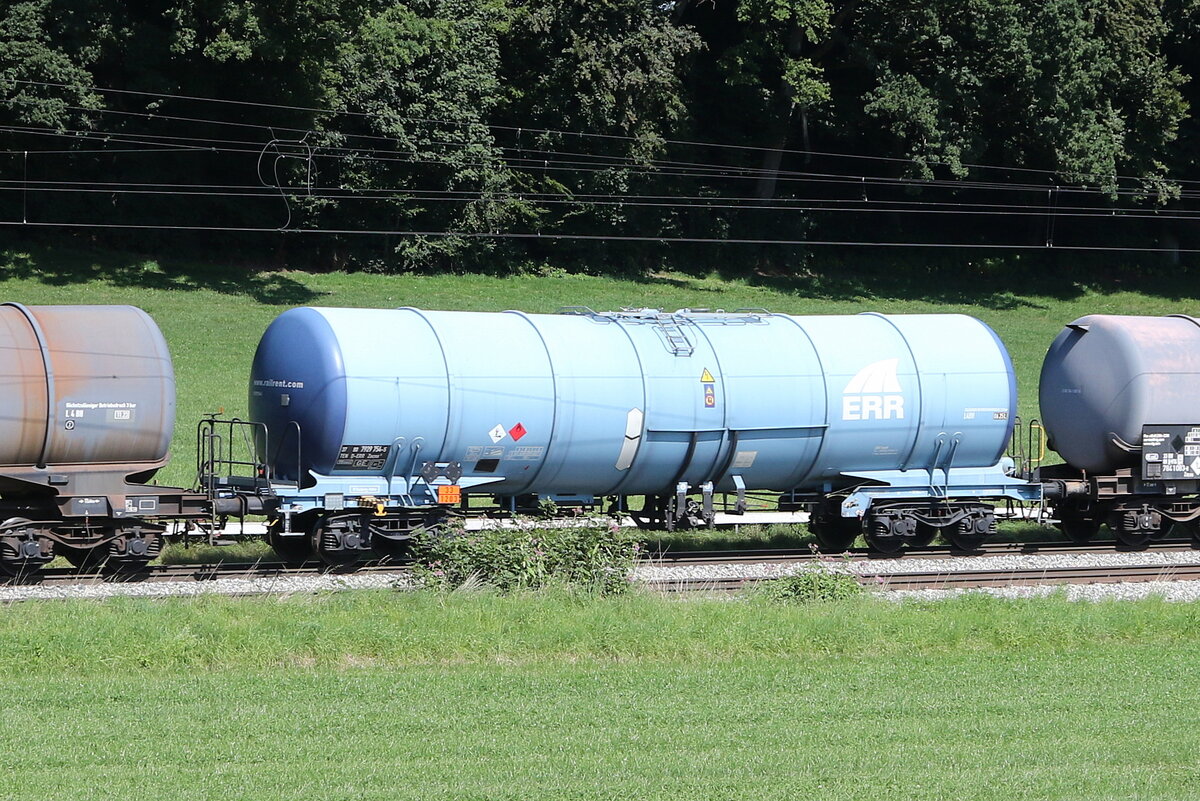 7929 754 (Zacns) von  ERR  am 22. August 2023 bei Axdorf.