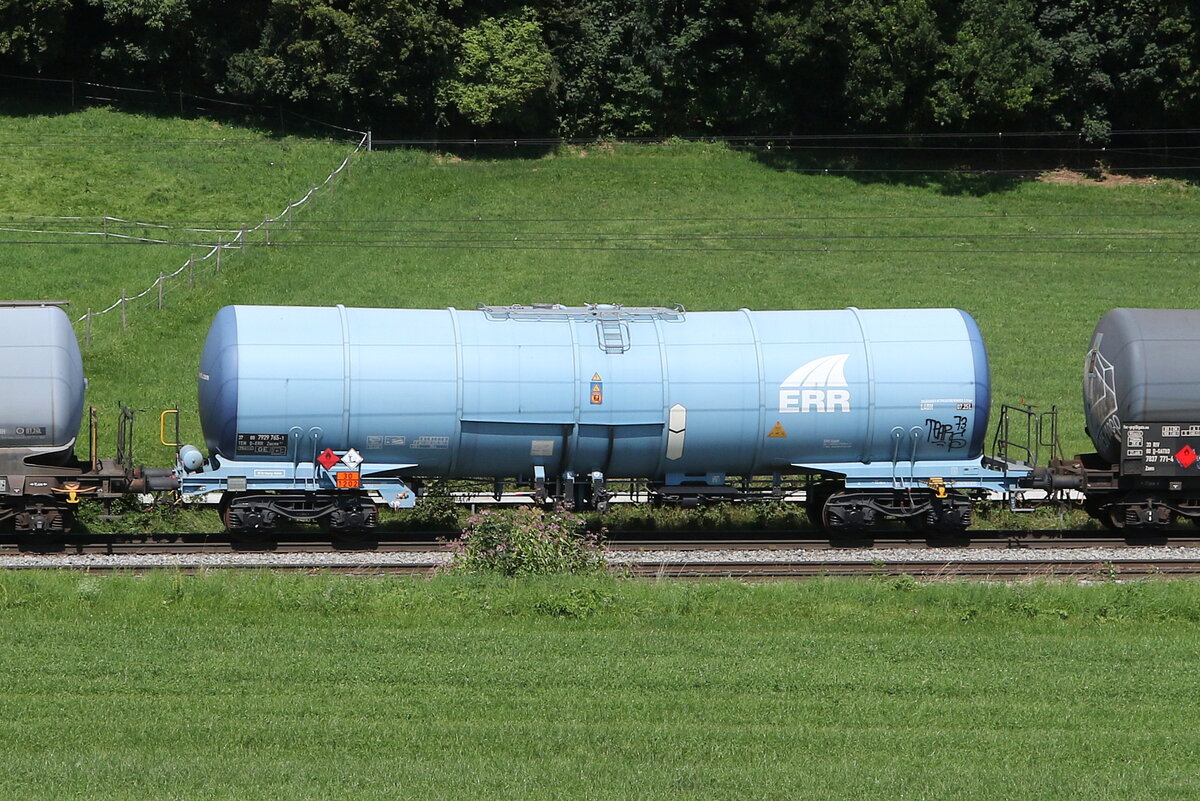 7929 765 (Zacns) von  ERR  am 22. August 2023 bei Axdorf.