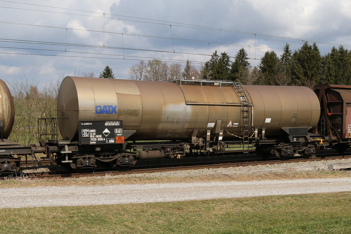 7931 026 (Zacens) von  GATX  am 31. Mrz 2020 bei Grabensttt.