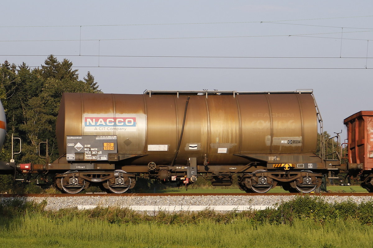 7931 387 (Zacens) von  NACCO  am 18. September 2018 bei Bernau.