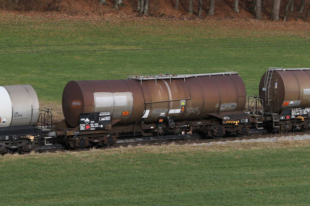 7931 447 (Zacens) von  WASCOSA  am 28. Dezember 2023 bei Axdorf.