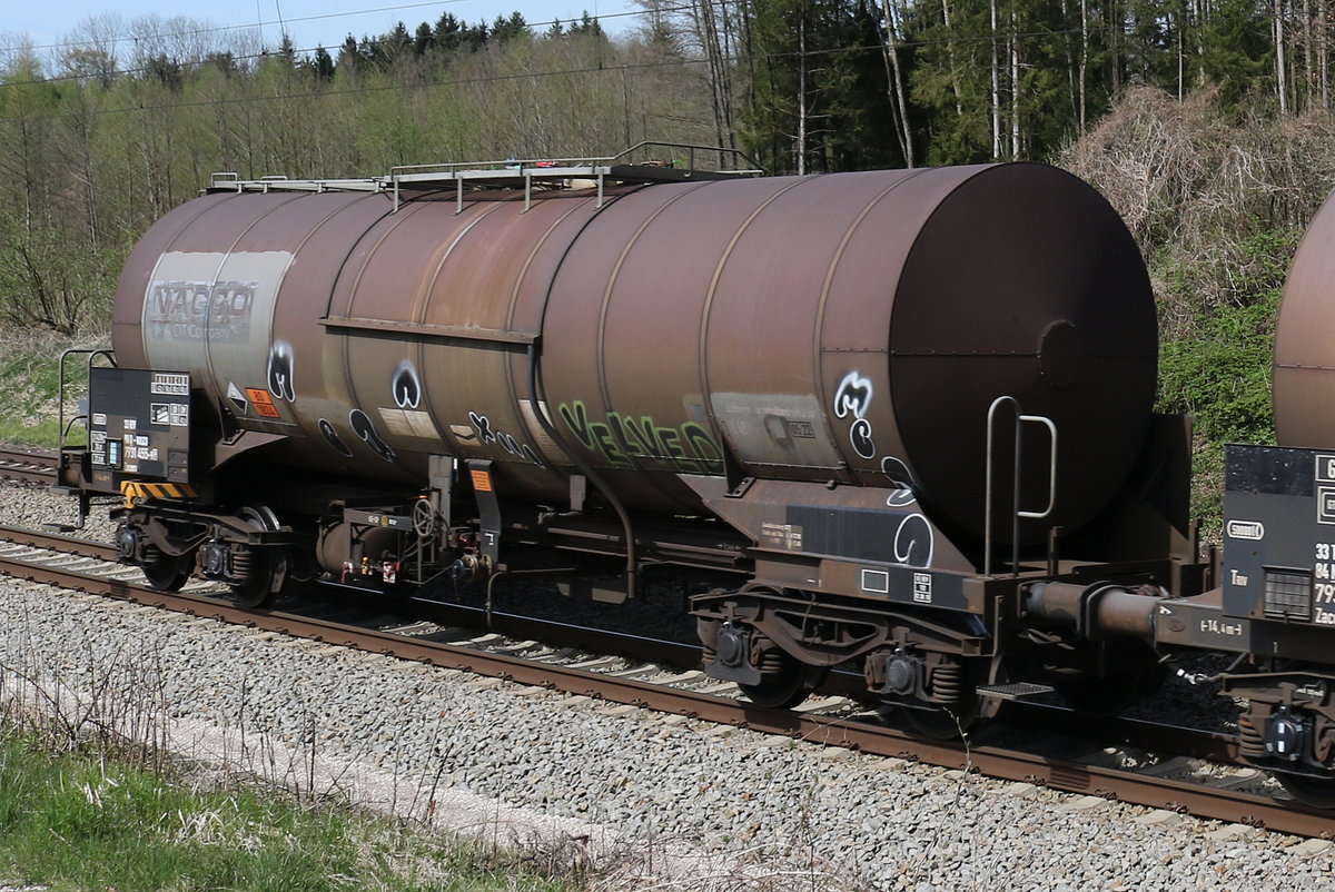 7931 455 (Zacens) von  NACCO  am 15. April 2020 bei Grabensttt.