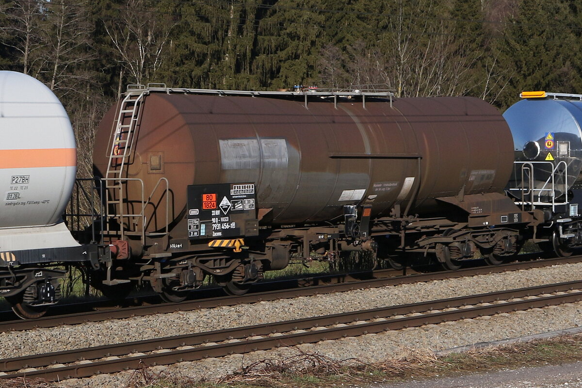 7931 456 (Zacens) von  WASCOSA  am 19. Januar 2022 bei Grabensttt.