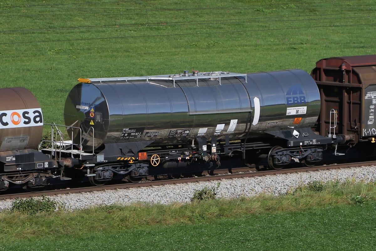 7933 347 (Zacens) von  ERR  am 11. Oktober 2023 bei Axdorf.