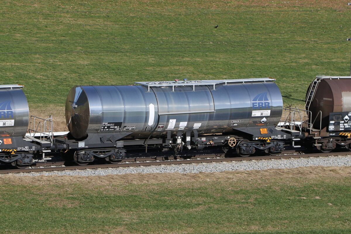 7933 360 (Zacens) von  ERR  am 5. Februar 22024 bei Axdorf.