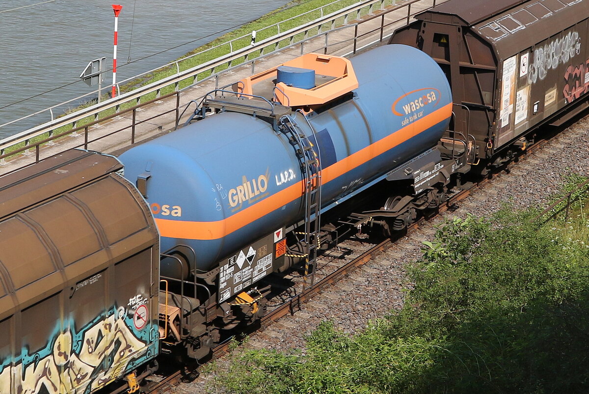 7939 153 (Zagns) von  WASCOSA  am 22. Juli 2021 bei St. Goarshausen.