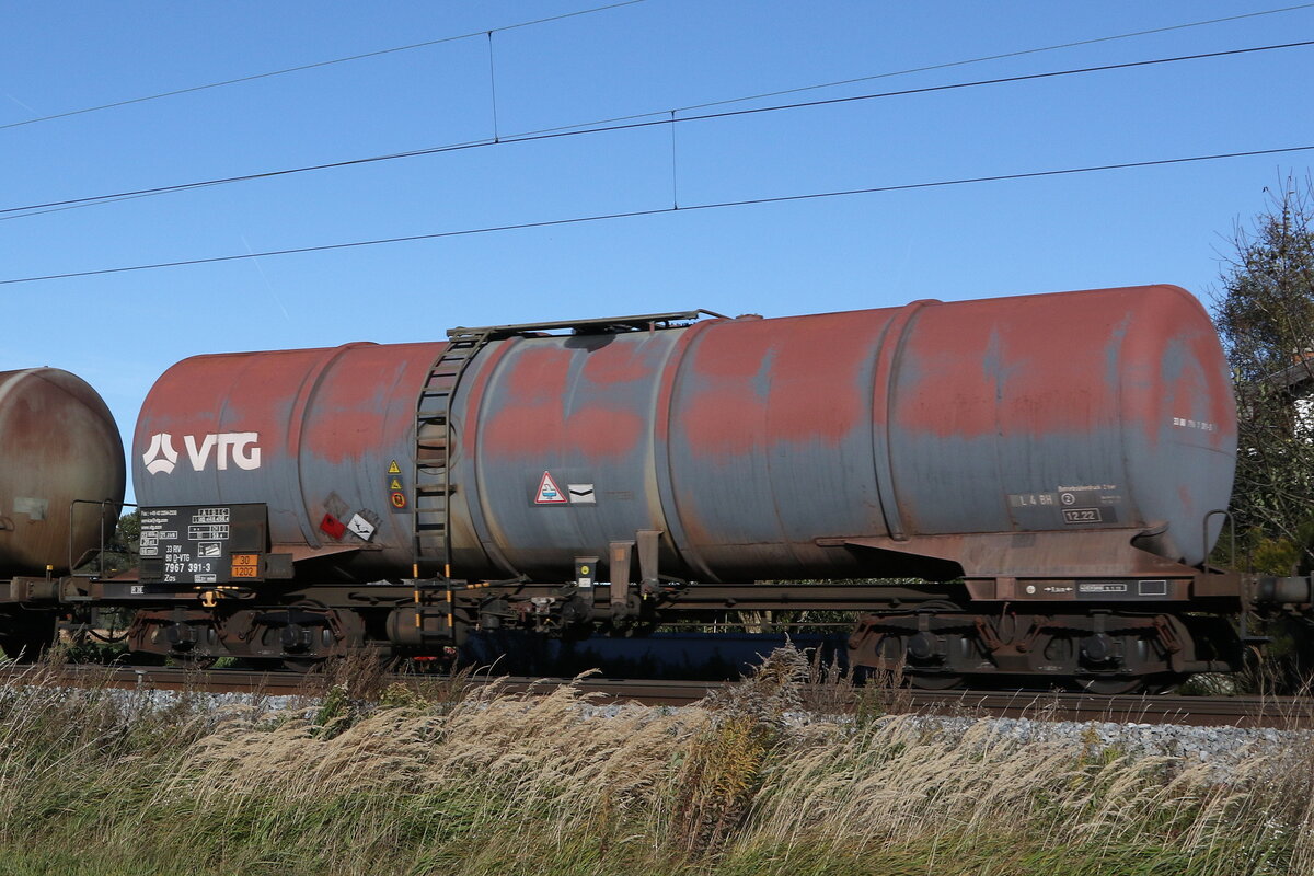 7967 391 (Zas) von  VTG  am 20. Oktober20211 bei bersee am Chiemsee.