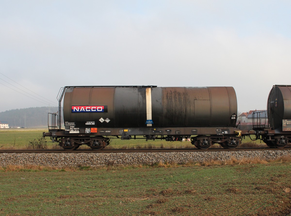 7989 217-0 (Zaes) von  NACCO  am 30. Dezember 2015 bei Pirach.