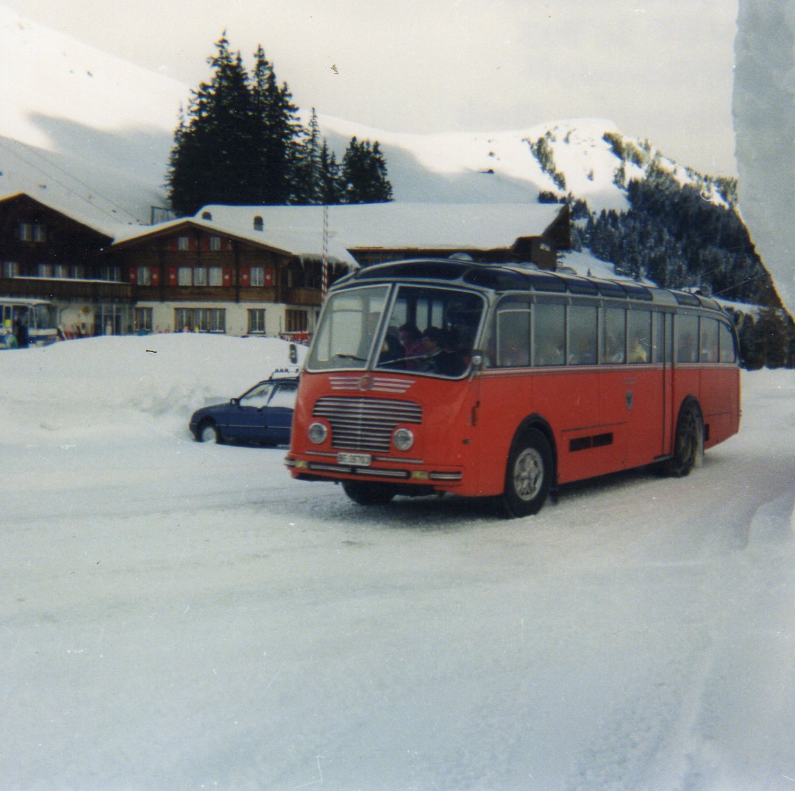 (9-10) - Aus dem Archiv: AFA Adelboden - Nr. 3/BE 26'703 - FBW/Gangloff im Mrz 1988 in Adelboden, Geils