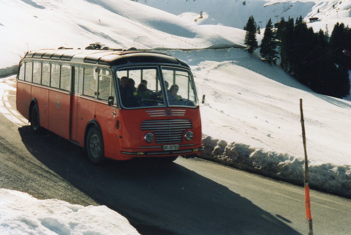 (AA 07) - Aus dem Archiv: AFA Adelboden - Nr. 3/BE 26'703 - FBW/Gangloff am 25. Februar 1990 in Adelboden, Geilsstrasse