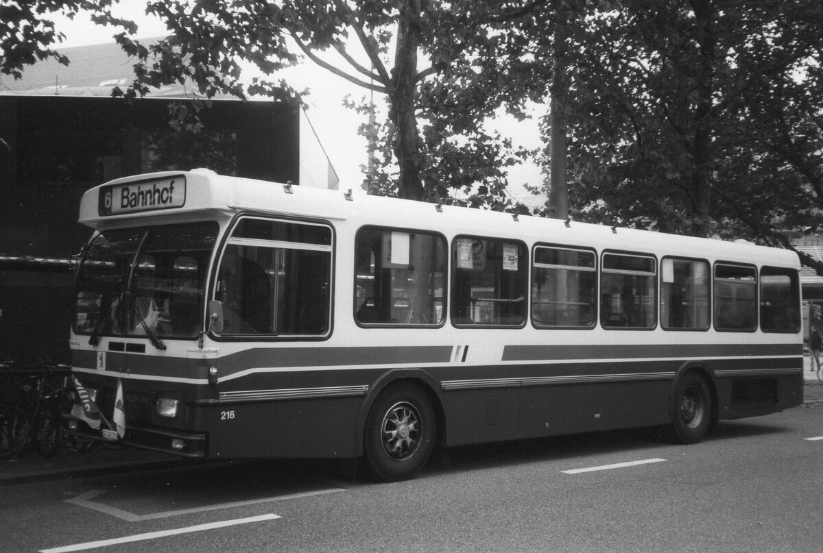 (AG 07) - Aus dem Archiv: VBSG St. Gallen - Nr. 216/SG 141'216 - Saurer/Hess am 18. Oktober 2005 beim Bahnhof St. Gallen