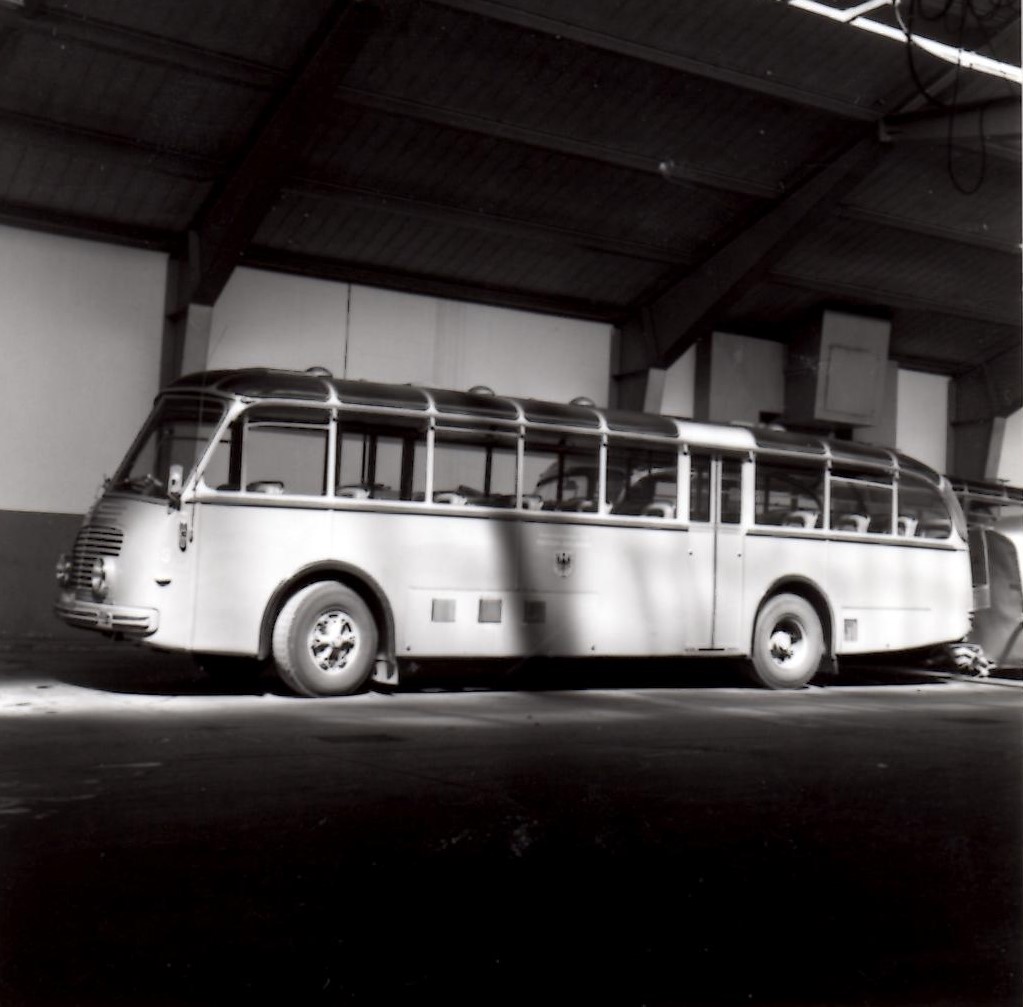 (AZiN 21) - Aus dem Archiv: AFA Adelboden - Nr. 3/BE 26'703 - FBW/Gangloff am 1. Juni 1974 im Autobahnhof Adelboden