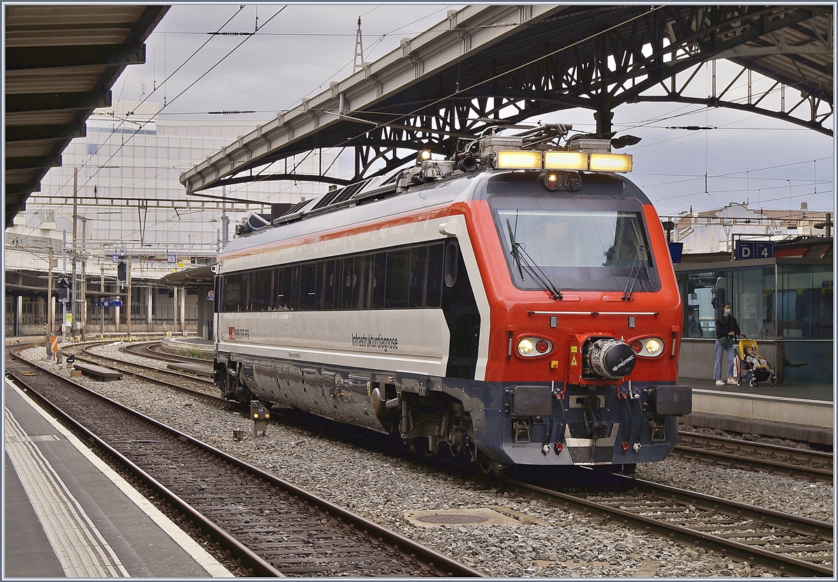 Der SBB Infrastrukturdiagnose XTmas 99 85 9 160-5 in Lausanne.

6. Sept. 2020