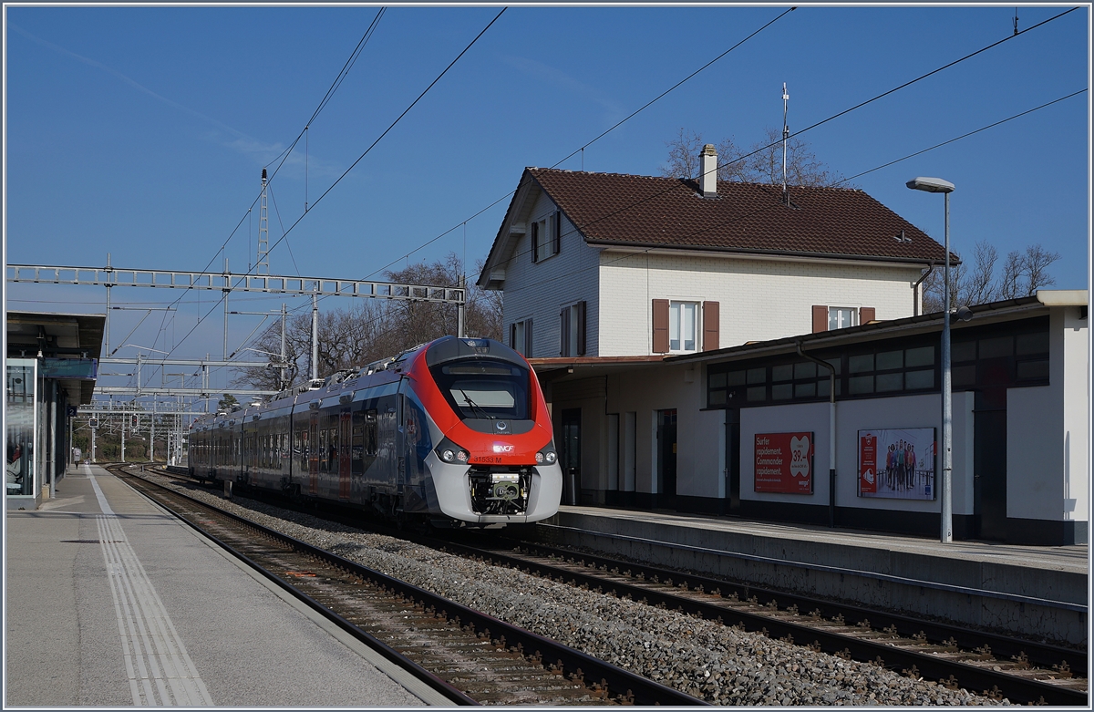 Der SNCF Z 31 533 wendet in Coppet für die Rückfahrt nach Frankreich.

21. Jan. 2020