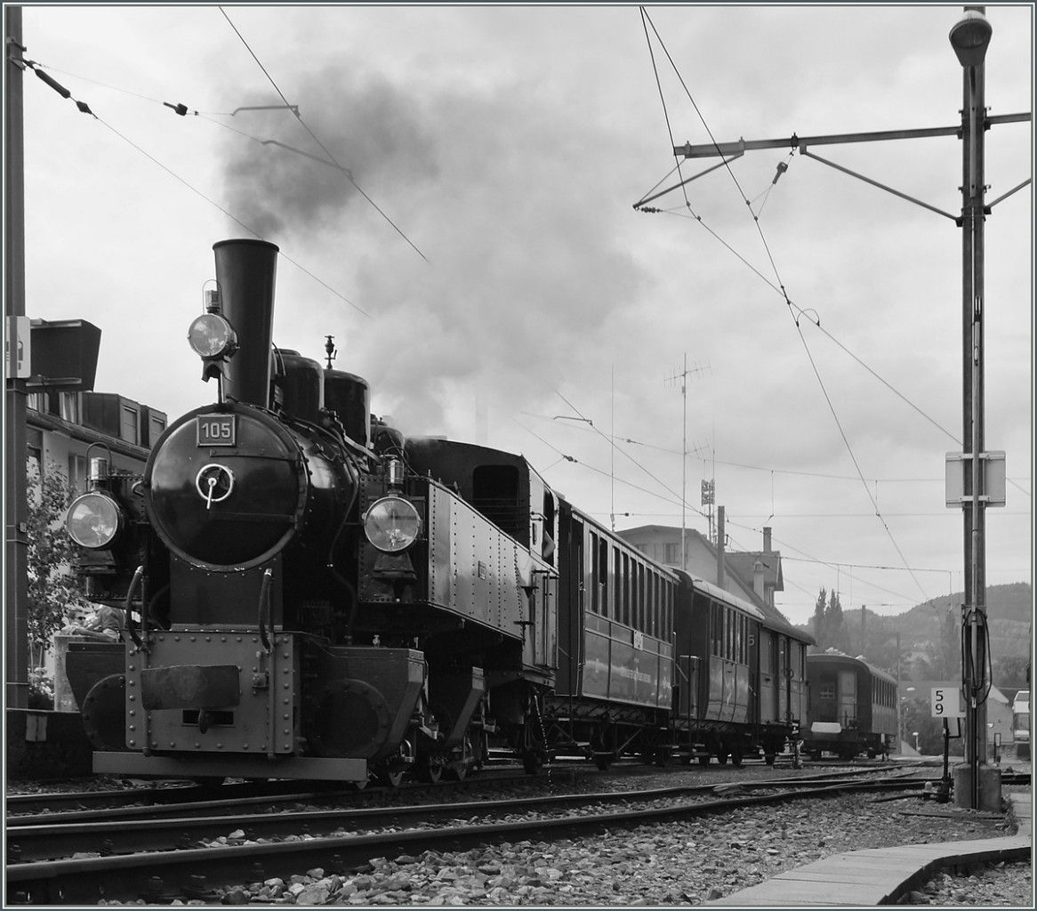Die Blonay-Chamby G 2x 2/2 105 in wartet in Blonay auf ihre Abfahrt nach Chamby. 
16. Aug. 2014