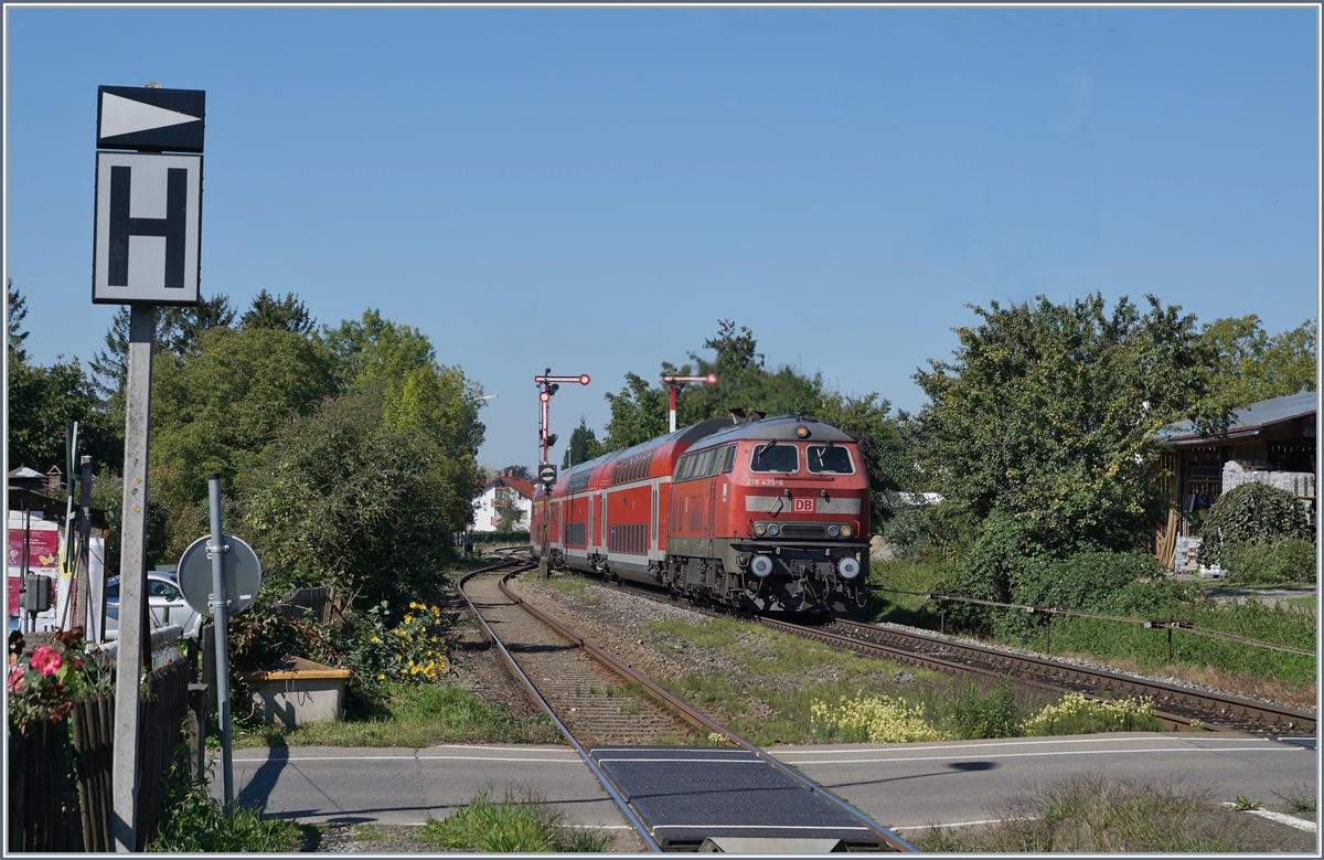 Die DB 218 435-6 erreicht mit einem IRE von Laupheim West nach Lindau den Bahnhof Nonnenhorn.


25. Sept. 2018 