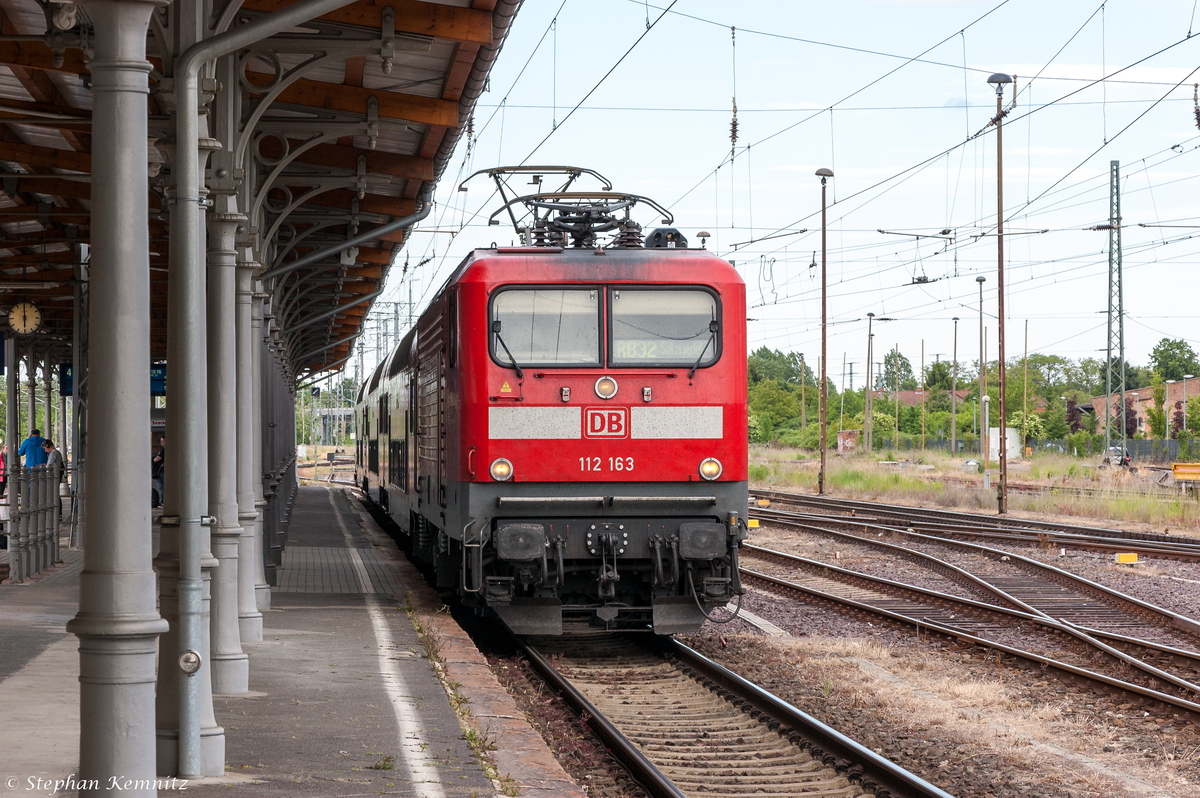 Die Kieler Gastlok 112 163 mit der RB32 (RB 17576) von Stendal nach Salzwedel in Stendal. 31.05.2015