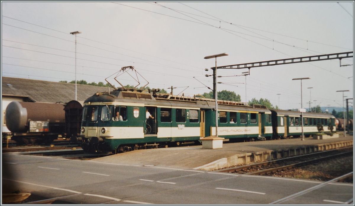 Ein MThB ABDe 4/4 mit Bt erreicht Konstanz. 
16. Juni 1992