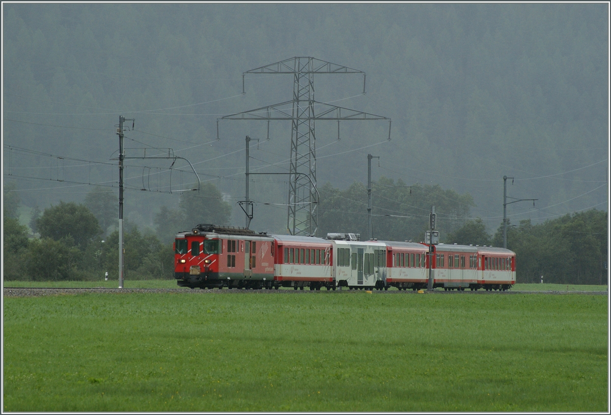 Einb MGB Regionalzug bei Oberwald.
16. August 2014
