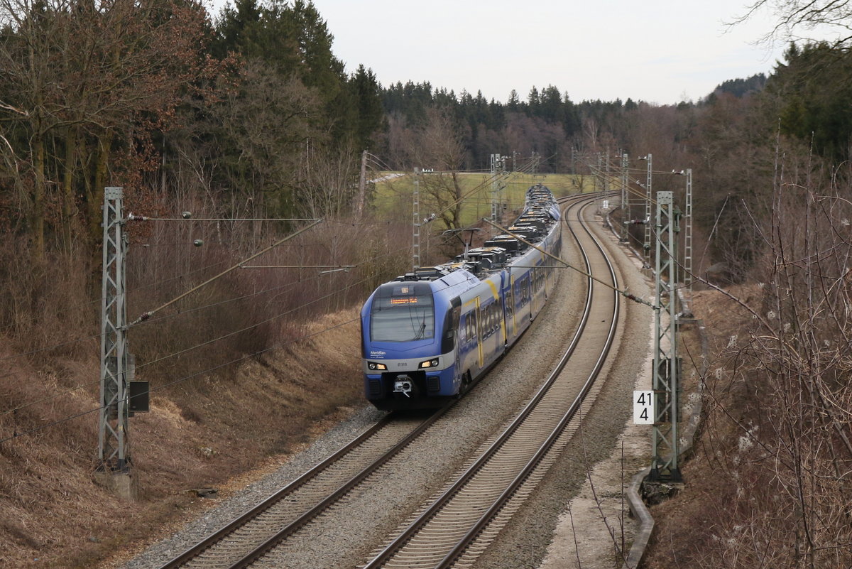 ET 310 aus Salzburg kommend am 17. Februar 2020 bei Grabensttt.