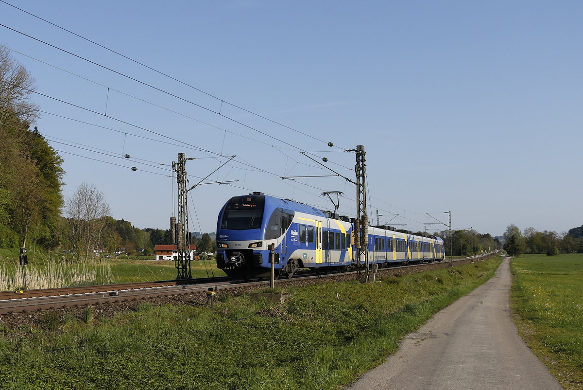 ET 315 auf dem Weg nach Salzburg. Aufgenommen am 7. Mai 2019 kurz nach Prien am Chiemsee.