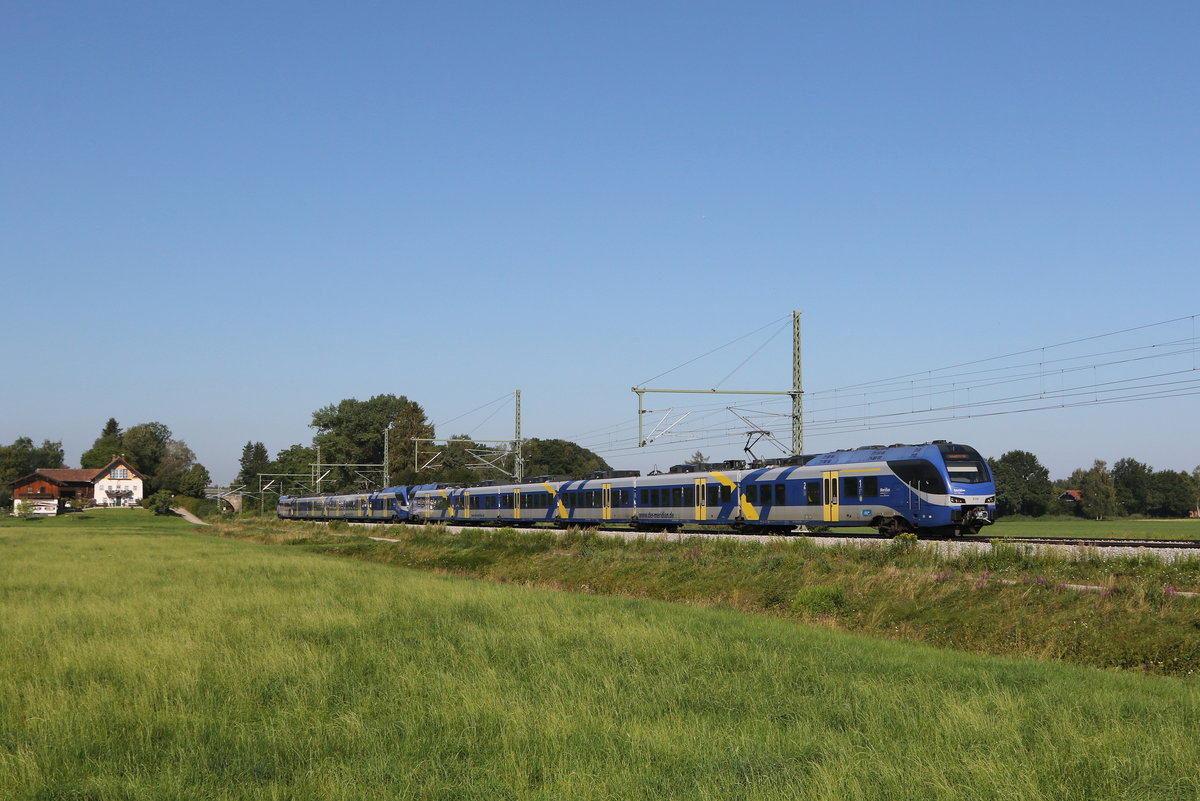 ET 318 war am 30. Juli 2020 bei bersee am Chiemsee in Richtung Salzburg unterwegs.