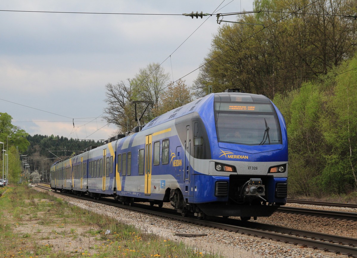 ET 326 auf dem Weg nach Mnchen. Aufgenommen am 14. April 2014 in Assling.