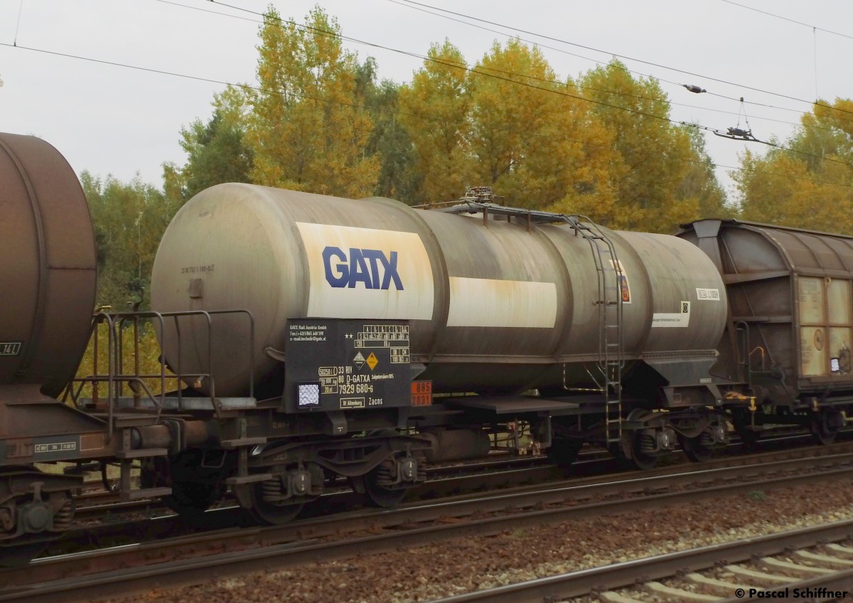 GATX Zacns 7929 680 ebenfalls mit Salpetersäure in Leipzig-Thekla, 09.10.2013.