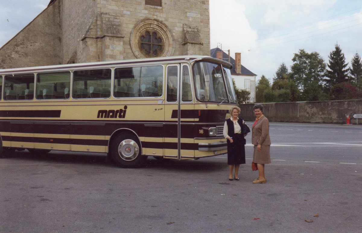 (HHT 513) - Aus dem Archiv: Marti, Kallnach - Nr. 16/BE 102'216 - Setra im September 1982