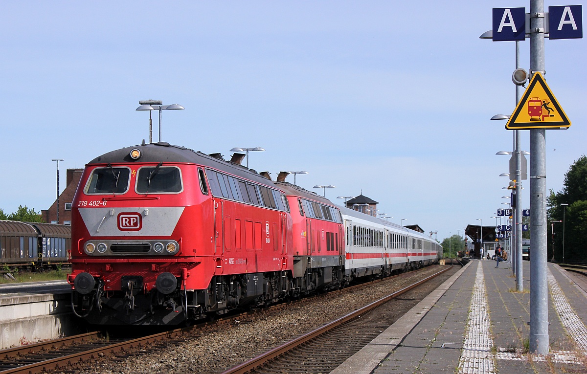 Marschbahn Gastloks: 5. RPRS 218 402-6, REV/RPRS/10.05.18, Niebüll 31.05.2020