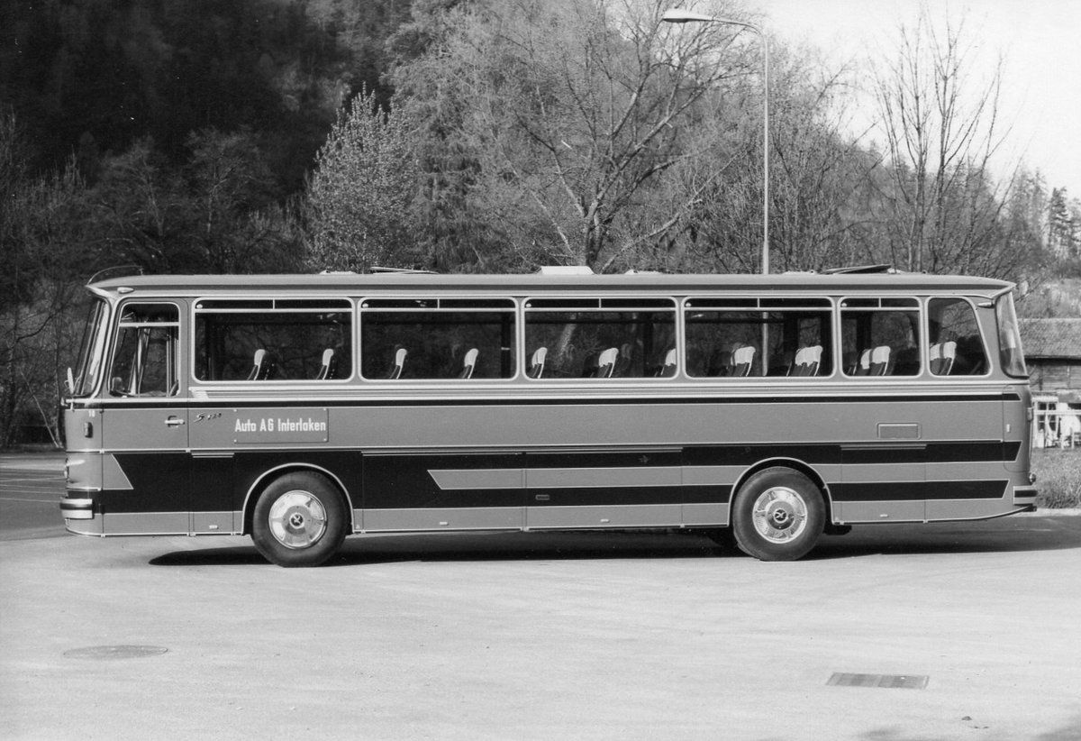 (MD113) - Aus dem Archiv: AAGI Interlaken - Nr. 10/BE 272'684 - Setra um 1970