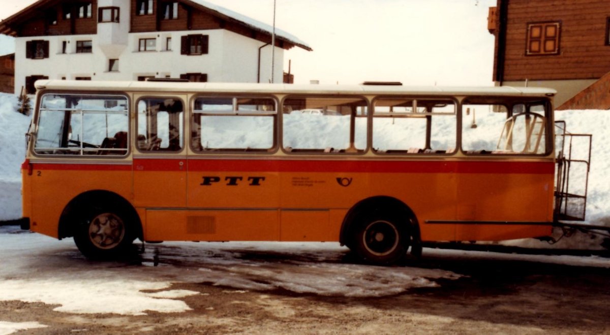 (MD294) - Aus dem Archiv: Bearth, Brigels - Nr. 2/GR 2745 - FBW/Tscher im Januar 1984 in Brigels