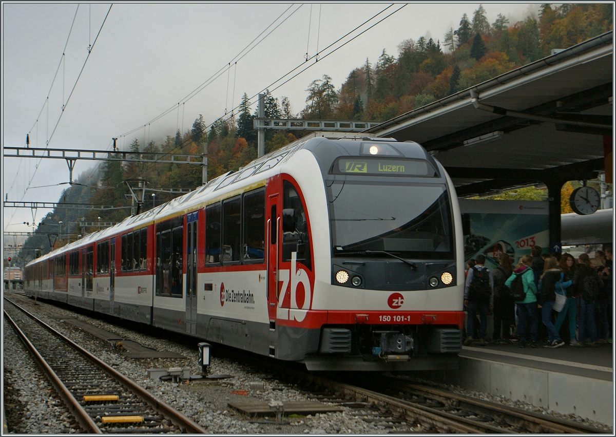 Nun bernehmen vermehrt  ADLER  den IR Dienst zwischen Interlaklen Ost und Luzern.
Interlaken, den 24. Okt. 2013